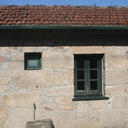 Bed & Breakfast Estrebuela House